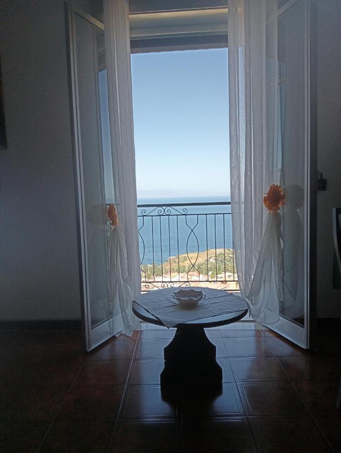 Villa Johnny And Mary'S House Breathtaking View 陶尔米纳 外观 照片
