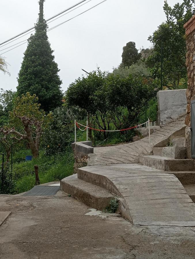 Villa Johnny And Mary'S House Breathtaking View 陶尔米纳 外观 照片