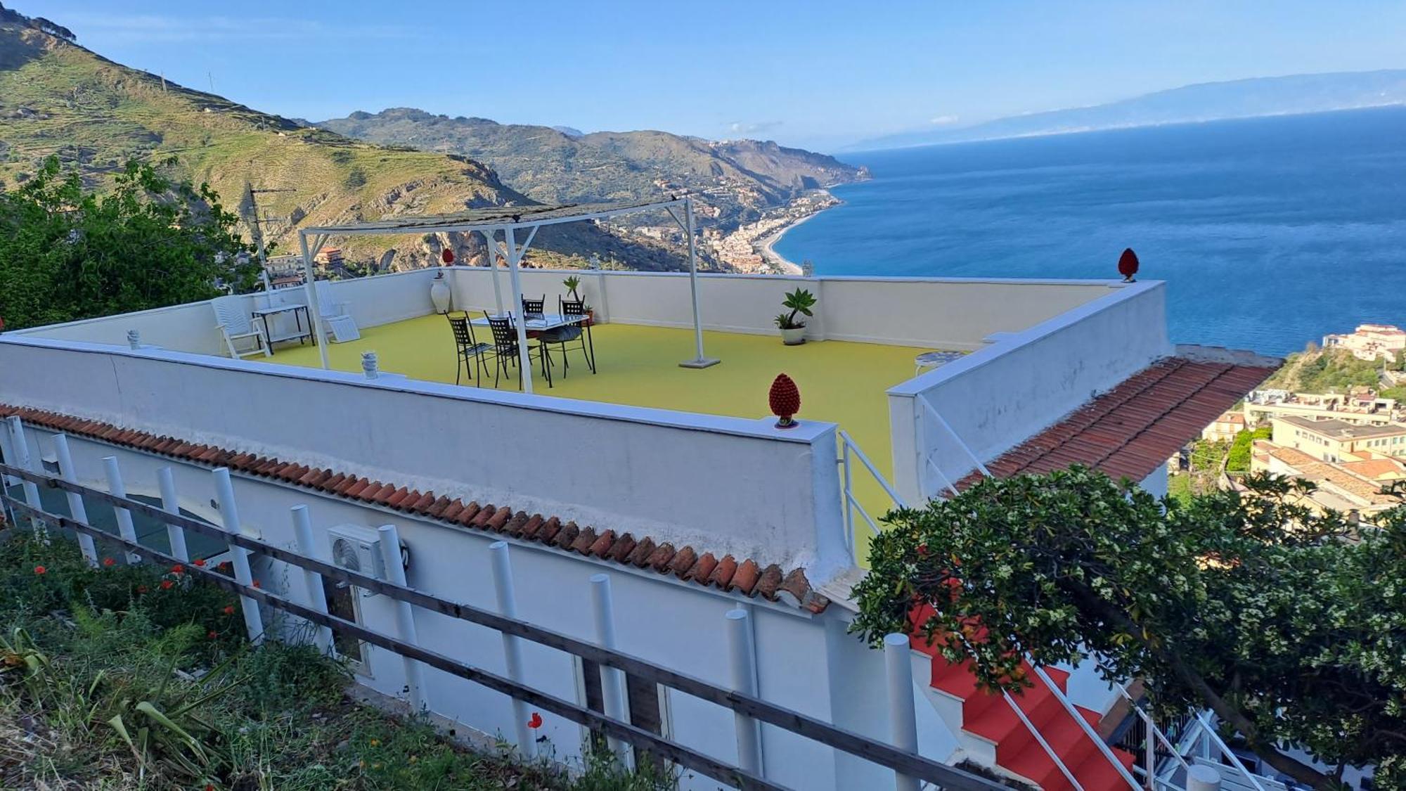 Villa Johnny And Mary'S House Breathtaking View 陶尔米纳 外观 照片